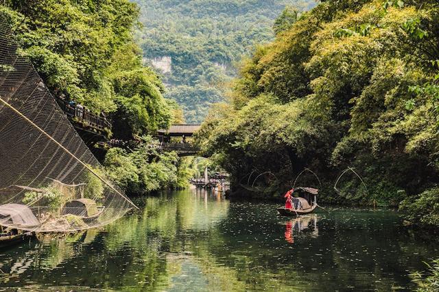人眼中的隐藏美食与景点冰球突破宜昌探秘：当地(图2)