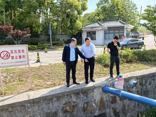 奋进的夏！ 街道书记、主任一周冰球突破游戏乘着五月的风拥抱(图13)